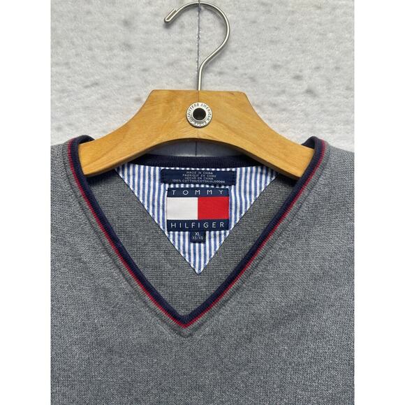 Tommy Hilfiger Mens XL Grey Gray Vest Knit Collegiate Preppy EUC - Picture 3 of 8